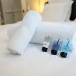 Elysee-concorde, Royale- 6 People Paris