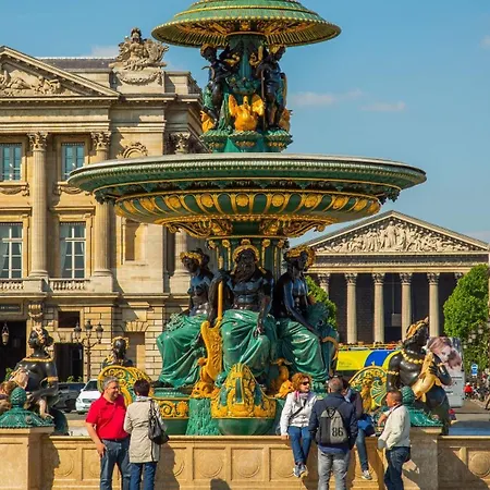 Elysee-concorde, Royale- 6 People Apartment Paris
