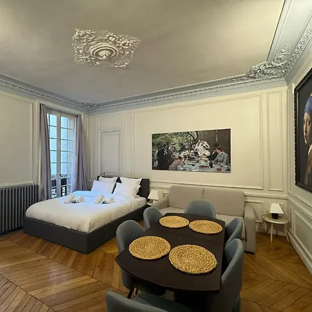 Elysee-concorde, Royale- 6 People *