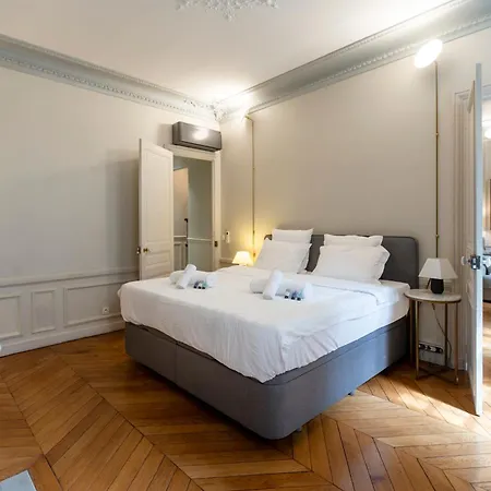 Elysee-concorde, Royale- 6 People *