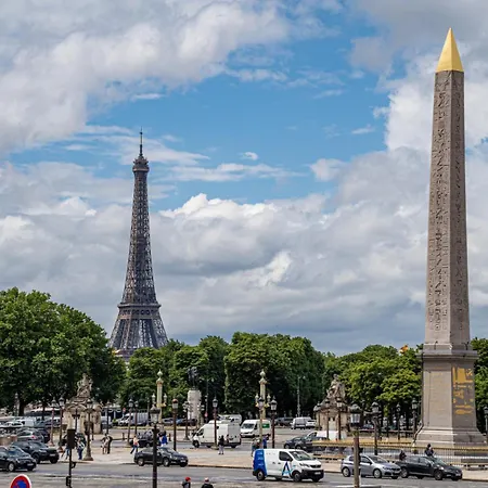 Elysee-concorde, Royale- 6 People Apartment